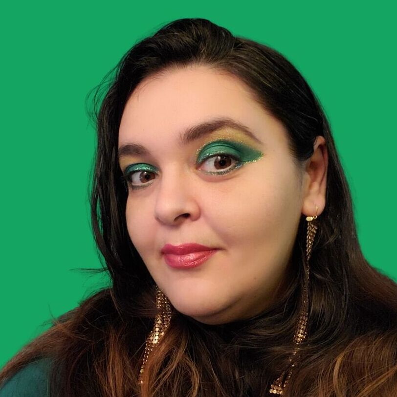 avatar for Lavinia Leon