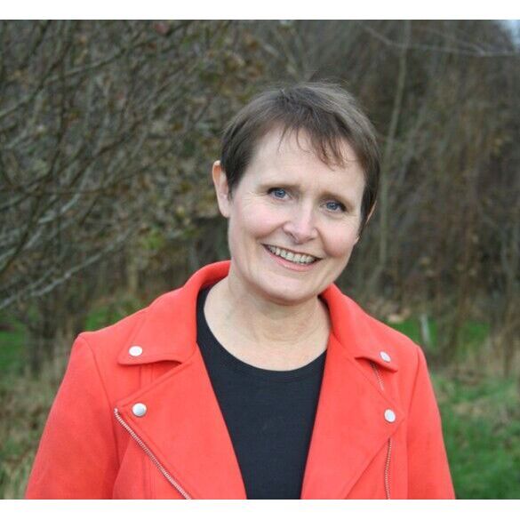 avatar for Dr Meryl Batchelder