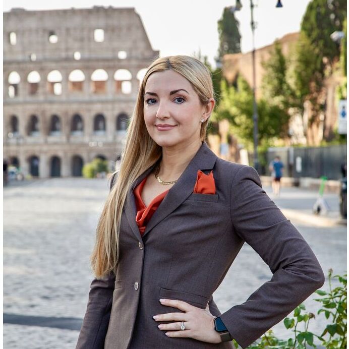 avatar for Veronica Batt