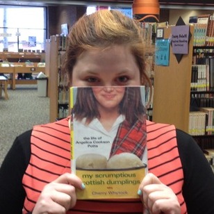 avatar for Fangirlibrarian