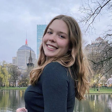 avatar for Caitlin Rogers
