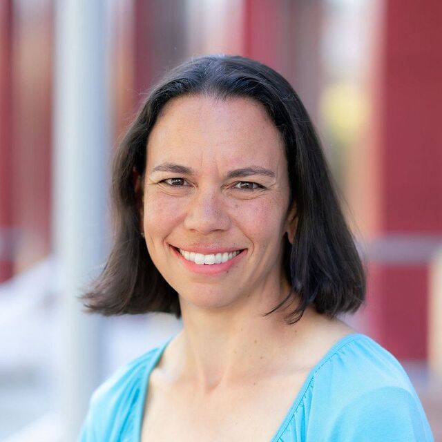 avatar for Lisa Guthrie