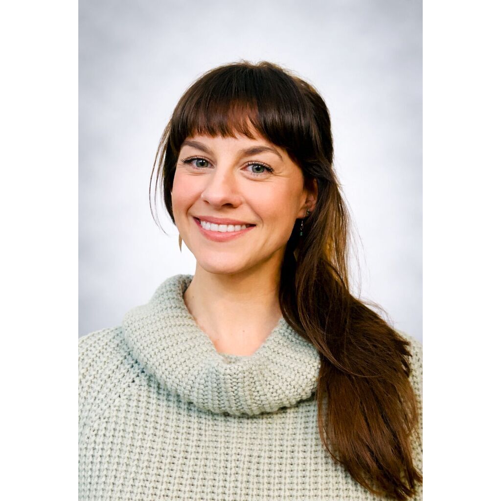 avatar for Becca Redmond