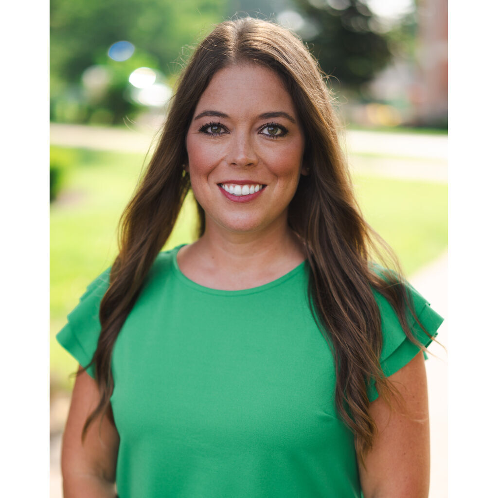 avatar for Elizabeth Crawford