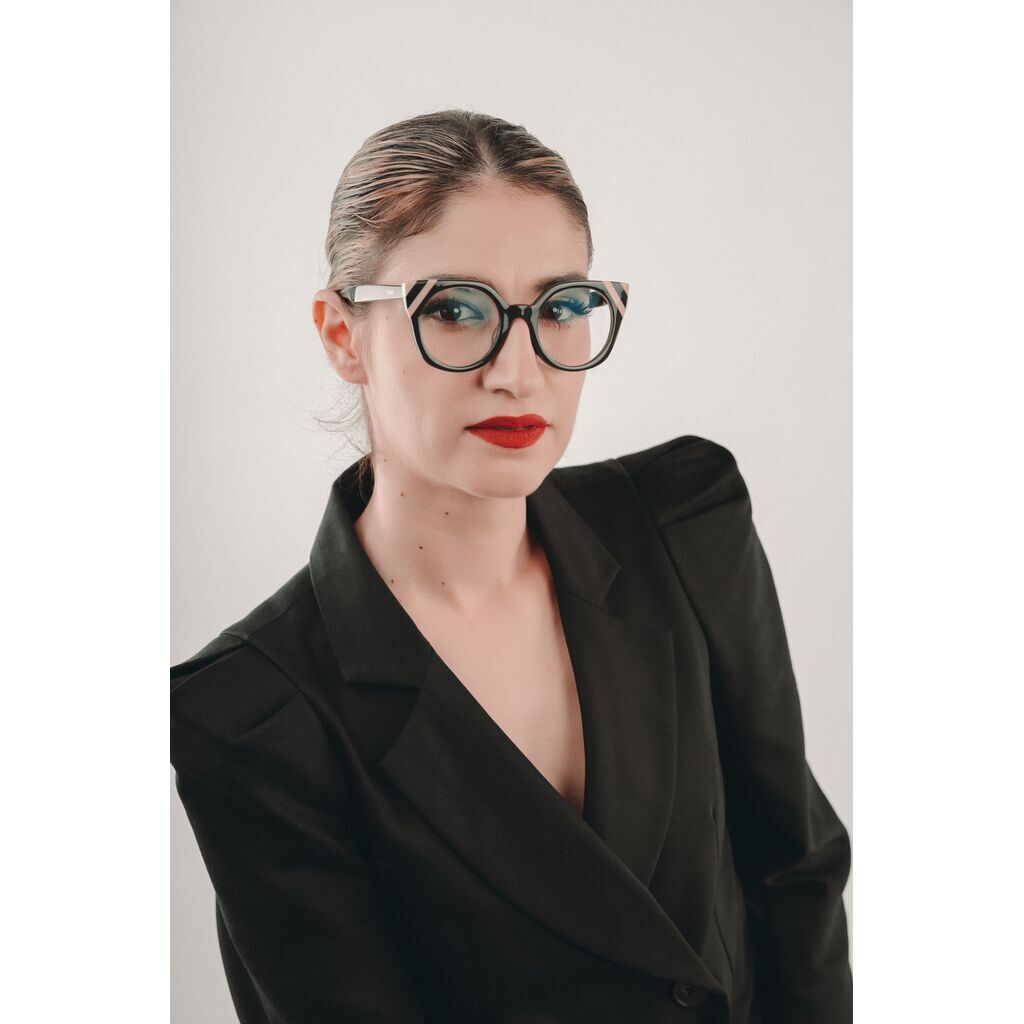 avatar for Irina Paduraru