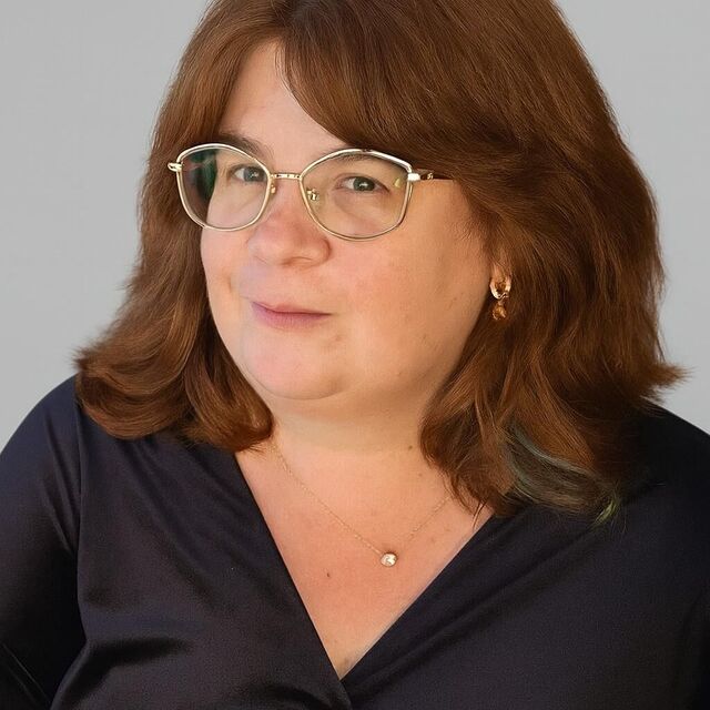 avatar for Amira Ehrlich