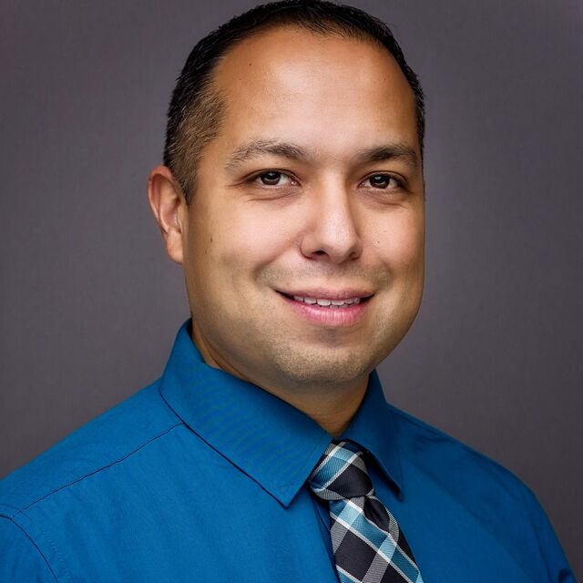 avatar for Derek Villanueva