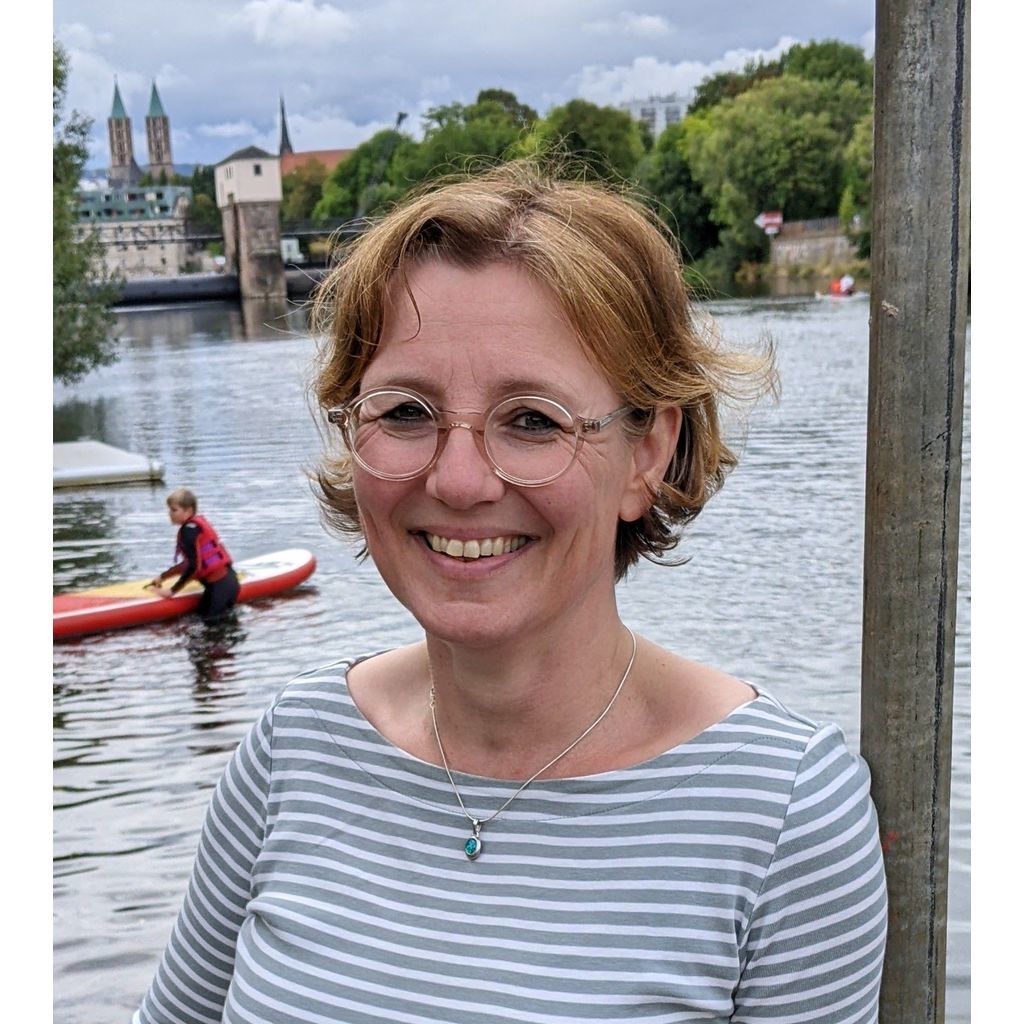 avatar for Irina Dahlmann
