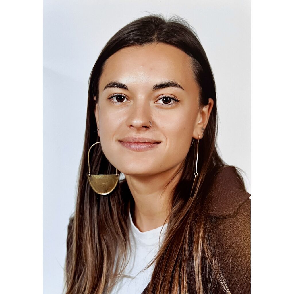 avatar for Esme Crocker