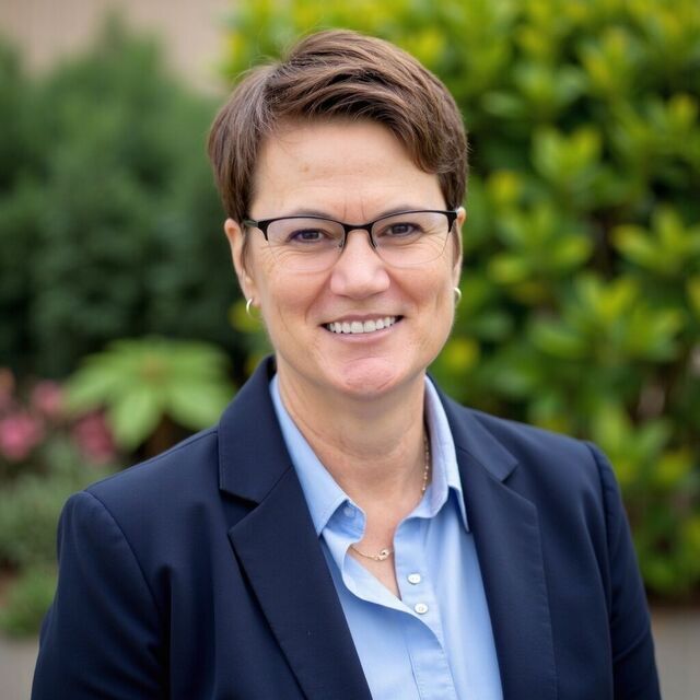 avatar for Dr. Nicole Stelter