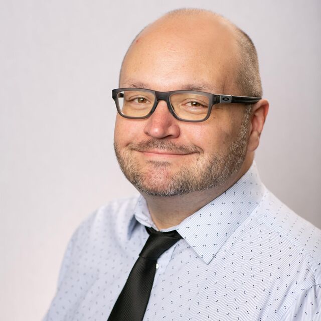 avatar for Mark Henderson