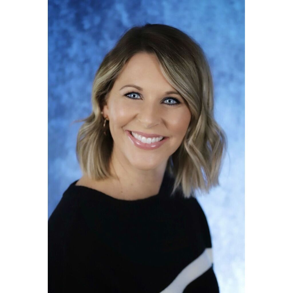 avatar for Emily Barrett