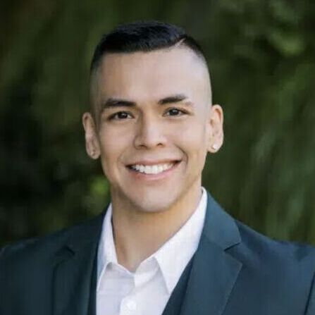 avatar for Jorge Reyes Salinas