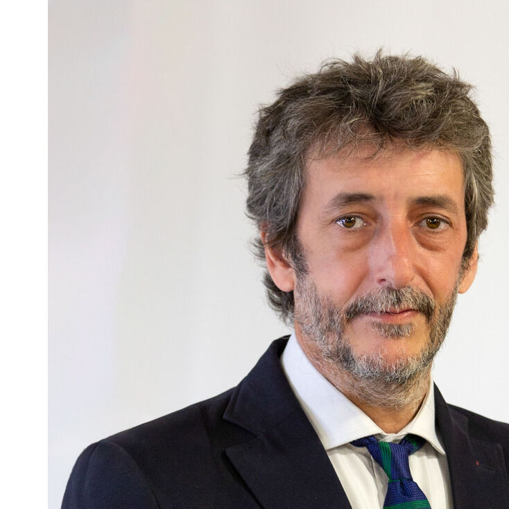 avatar for Moisés Martín Carretero