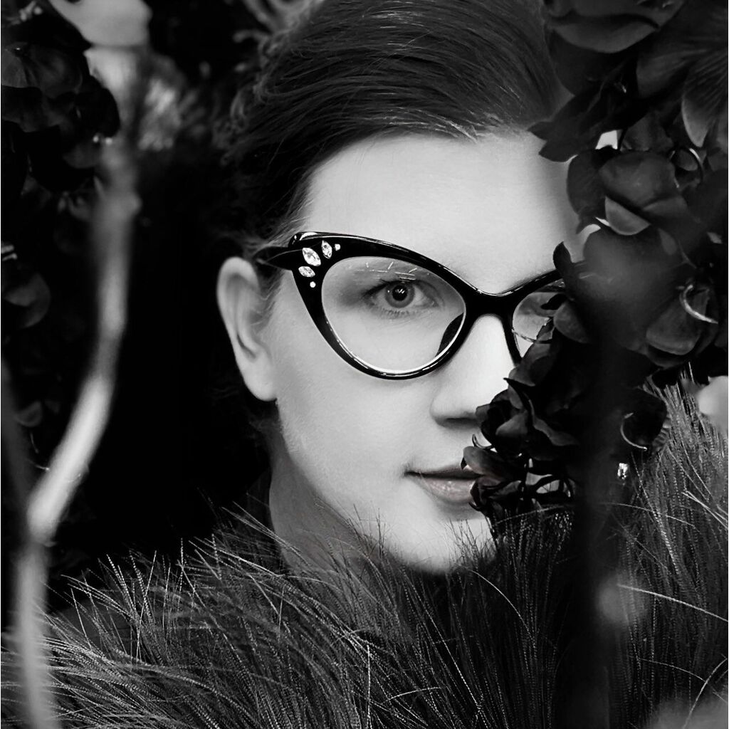 avatar for Celina Thompson
