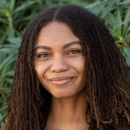 avatar for Leah Thomas