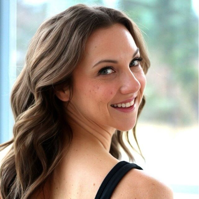 avatar for Jennifer Varney