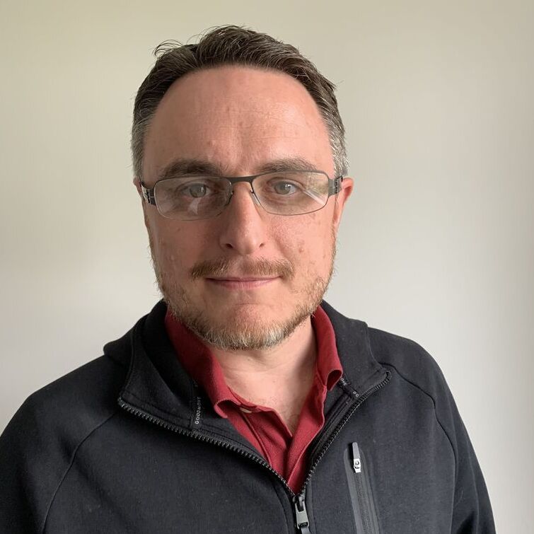 avatar for Simon Gibbs
