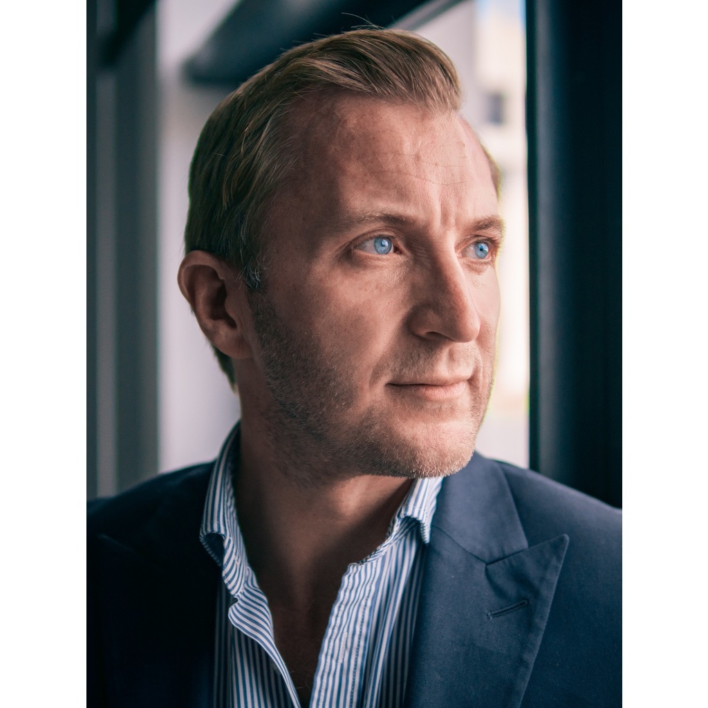 Gregory Peake's Instagram, Twitter & Facebook on IDCrawl