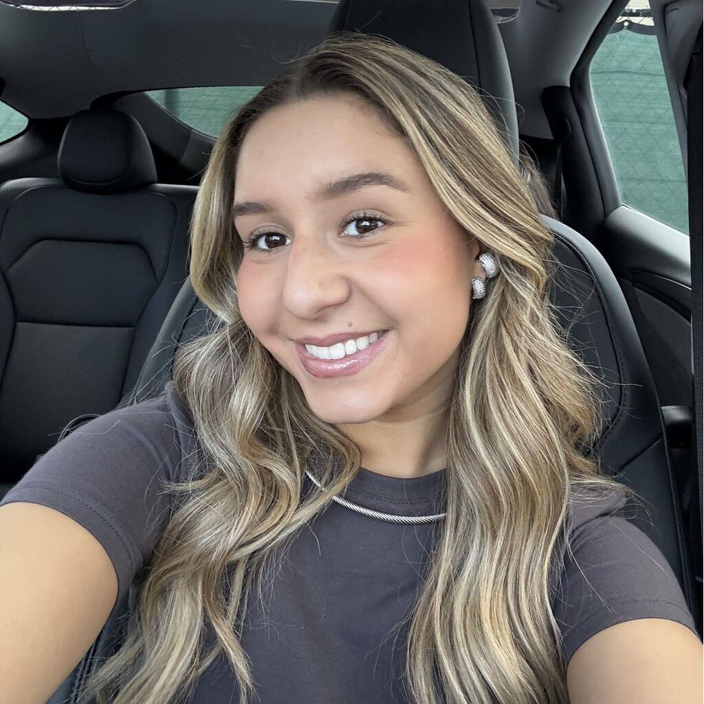 avatar for Tiffany Anjos