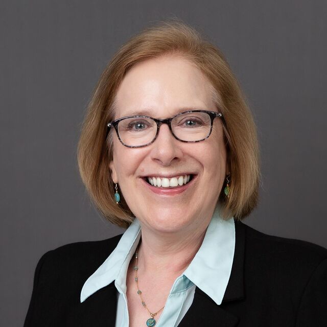 avatar for Julie McNamara-Dahl