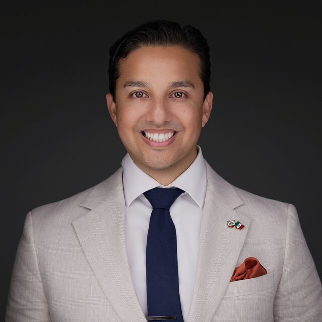 avatar for Josue Diaz Jr.