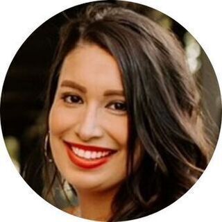 avatar for Lauren Weik, RN, BSN