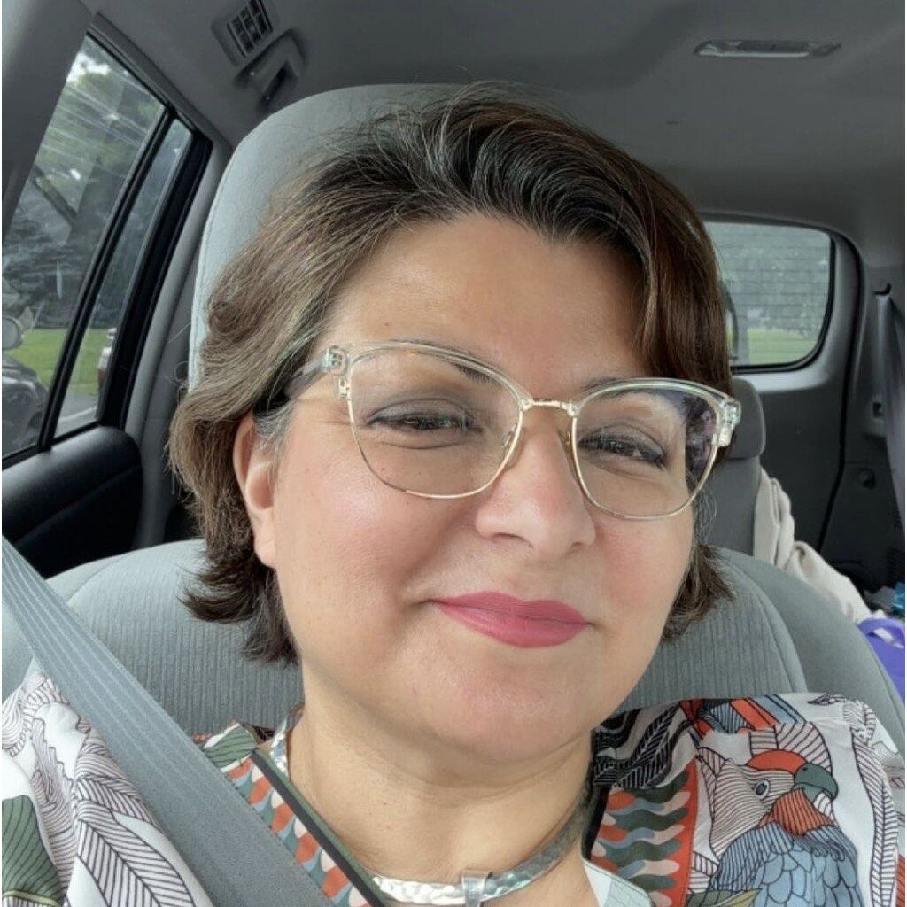 avatar for Ivonne Davila-Beegle
