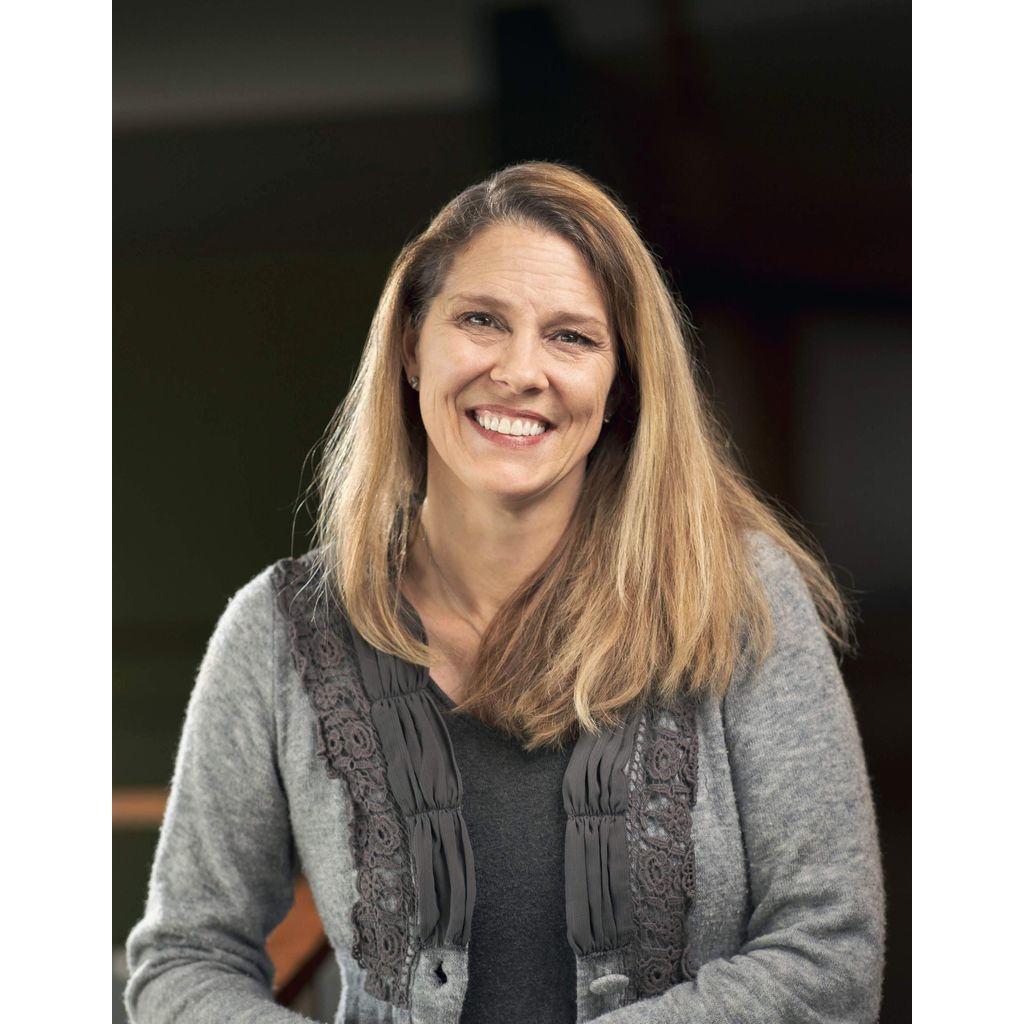 avatar for Elizabeth Fowler