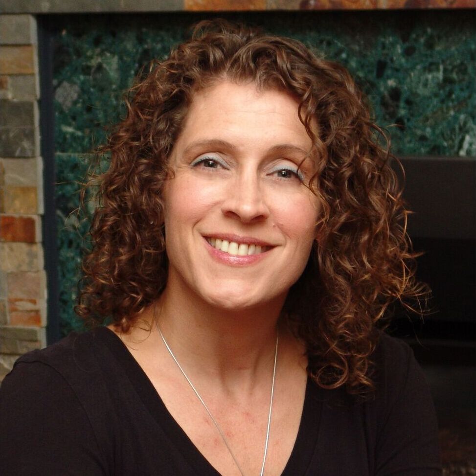 avatar for Hannah Mary McKinnon