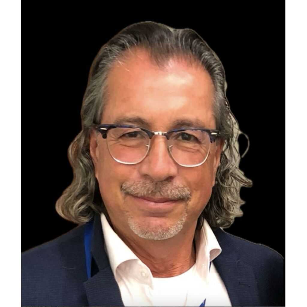 avatar for Larry Martinez