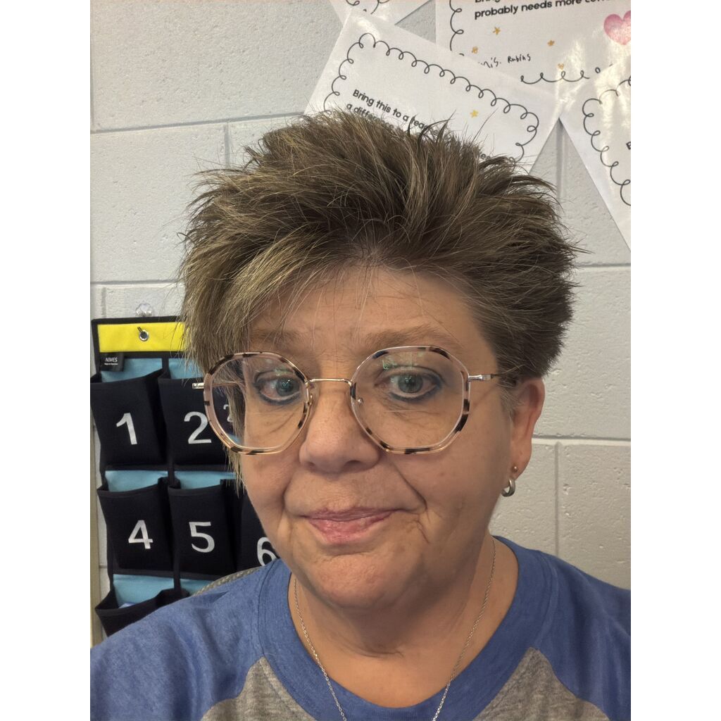 avatar for Leesa Robinson
