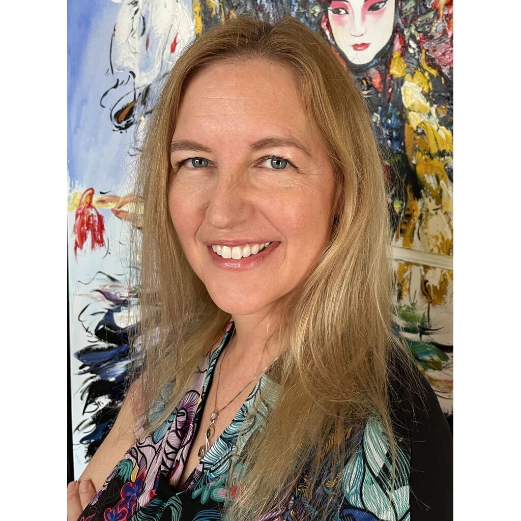 avatar for Laurie Gray