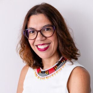 avatar for Mayra Oliveira